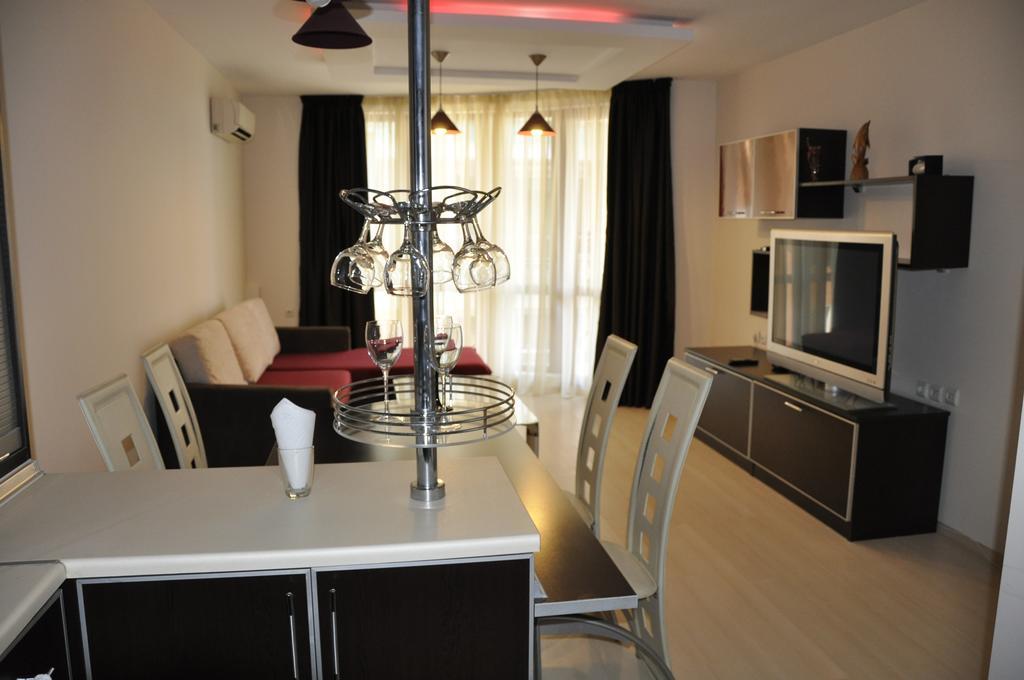 Black Sea Brееze Apartment فارنا المظهر الخارجي الصورة
