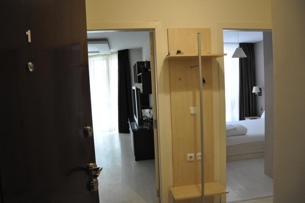 Black Sea Brееze Apartment فارنا المظهر الخارجي الصورة